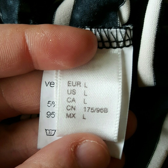 Striped and marbled Grey and white crop top - Picture 2 of 4